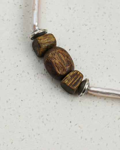 Deep Grain — Wood & Luminous Bead Bracelet