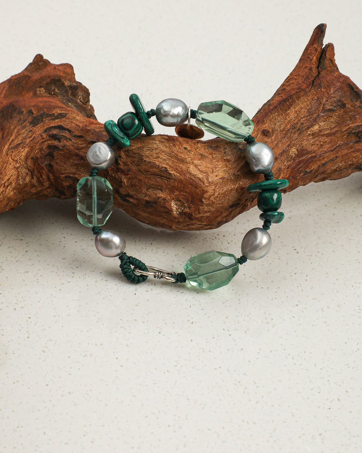Green Shadow — Grey Pearl Bracelet