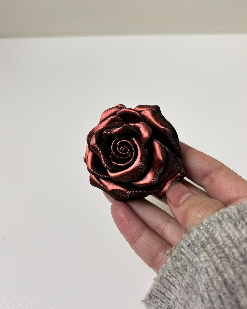 Rosethorn — Magnetic Rose Phone Grip & Stand